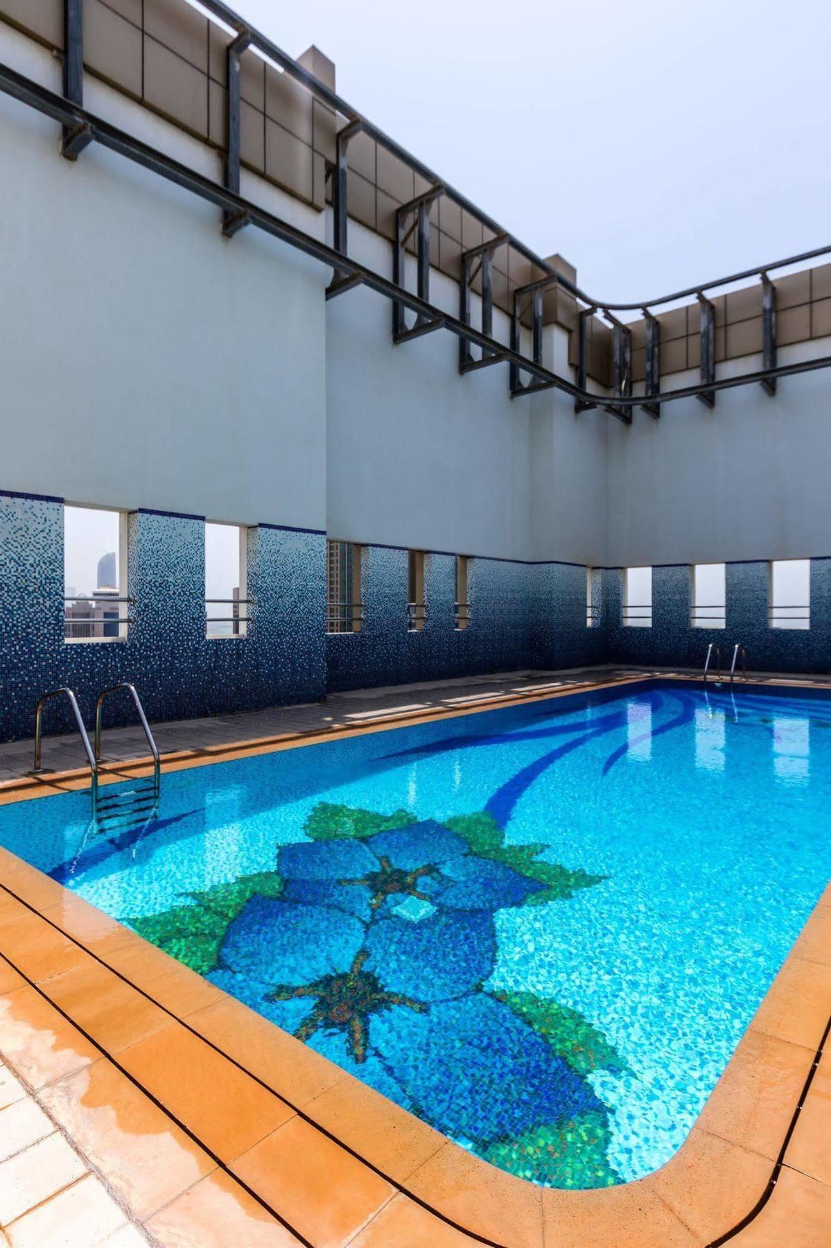 Tower Hotel Apartments 아부다비 외부 사진