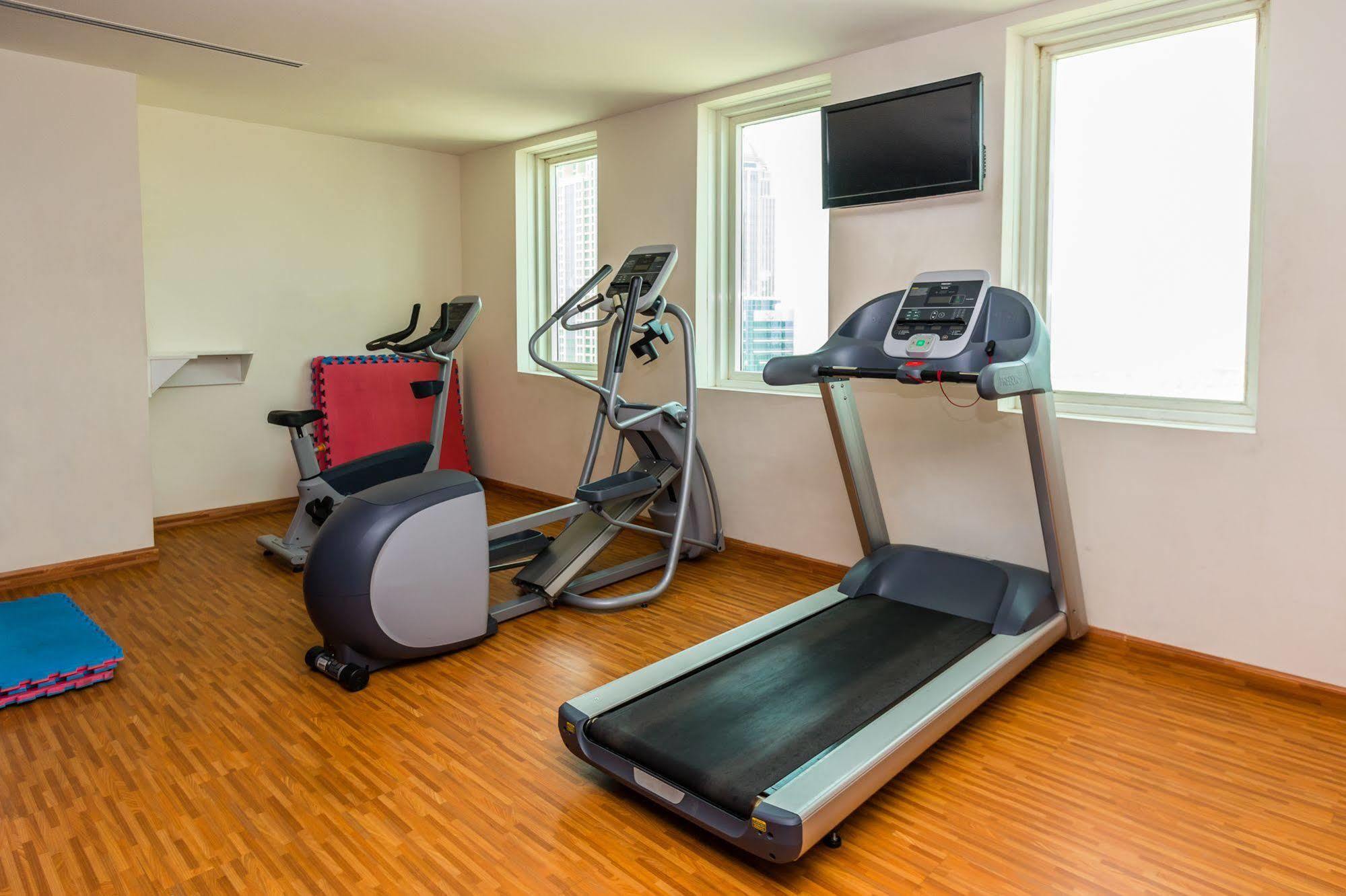 Tower Hotel Apartments 아부다비 외부 사진